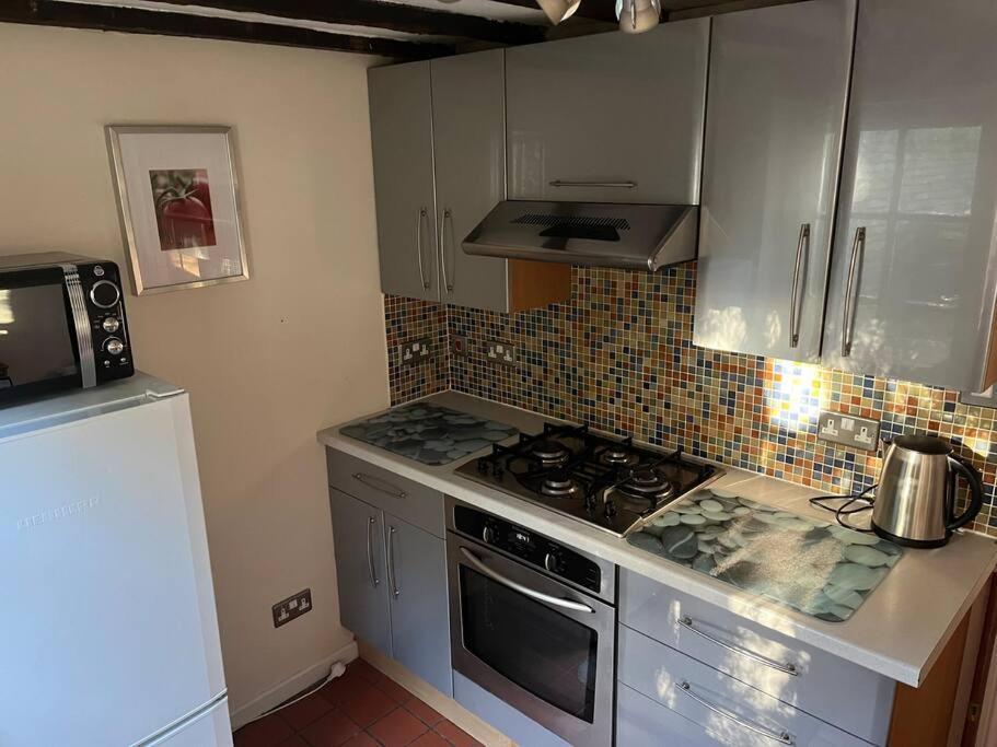 Historic Town Centre Cottage Bury St. Edmunds المظهر الخارجي الصورة